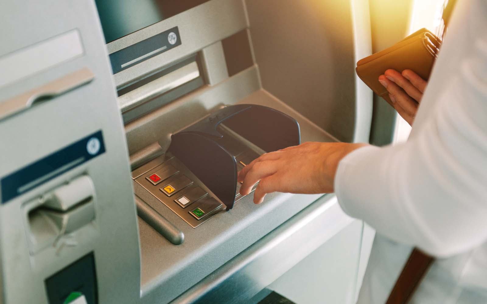 Guide on ATM Withdrawal Limit and Transaction Charges